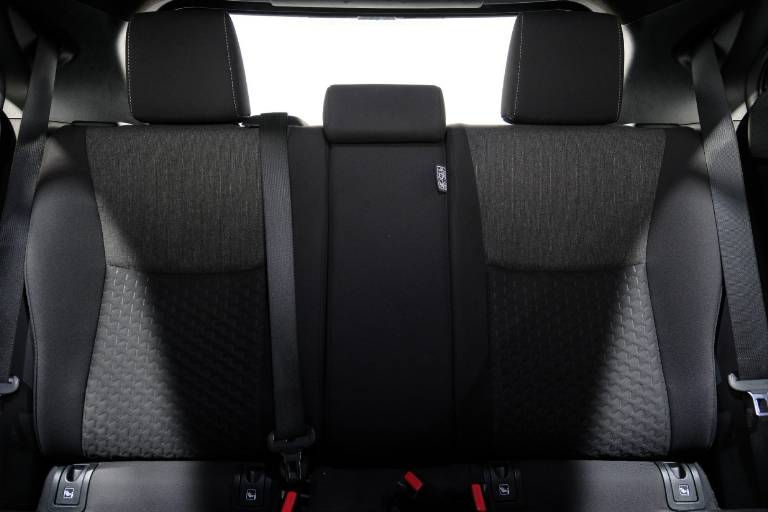 TOYOTA Yaris Cross 37