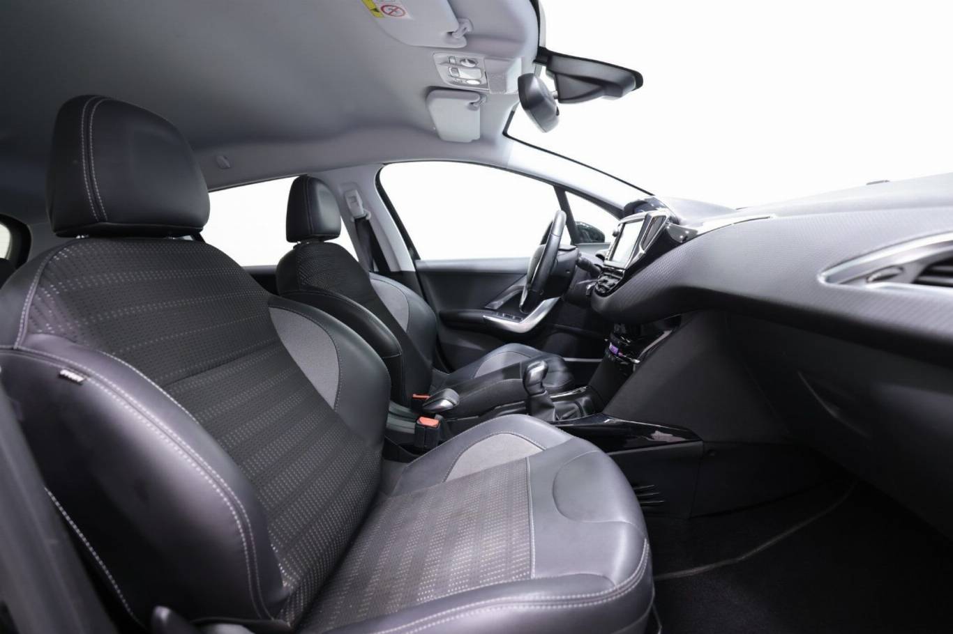 PEUGEOT 2008 42