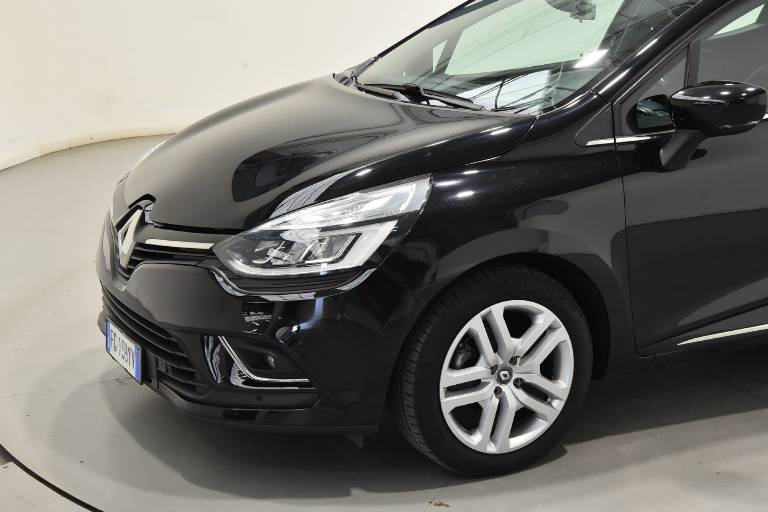 RENAULT Clio 19
