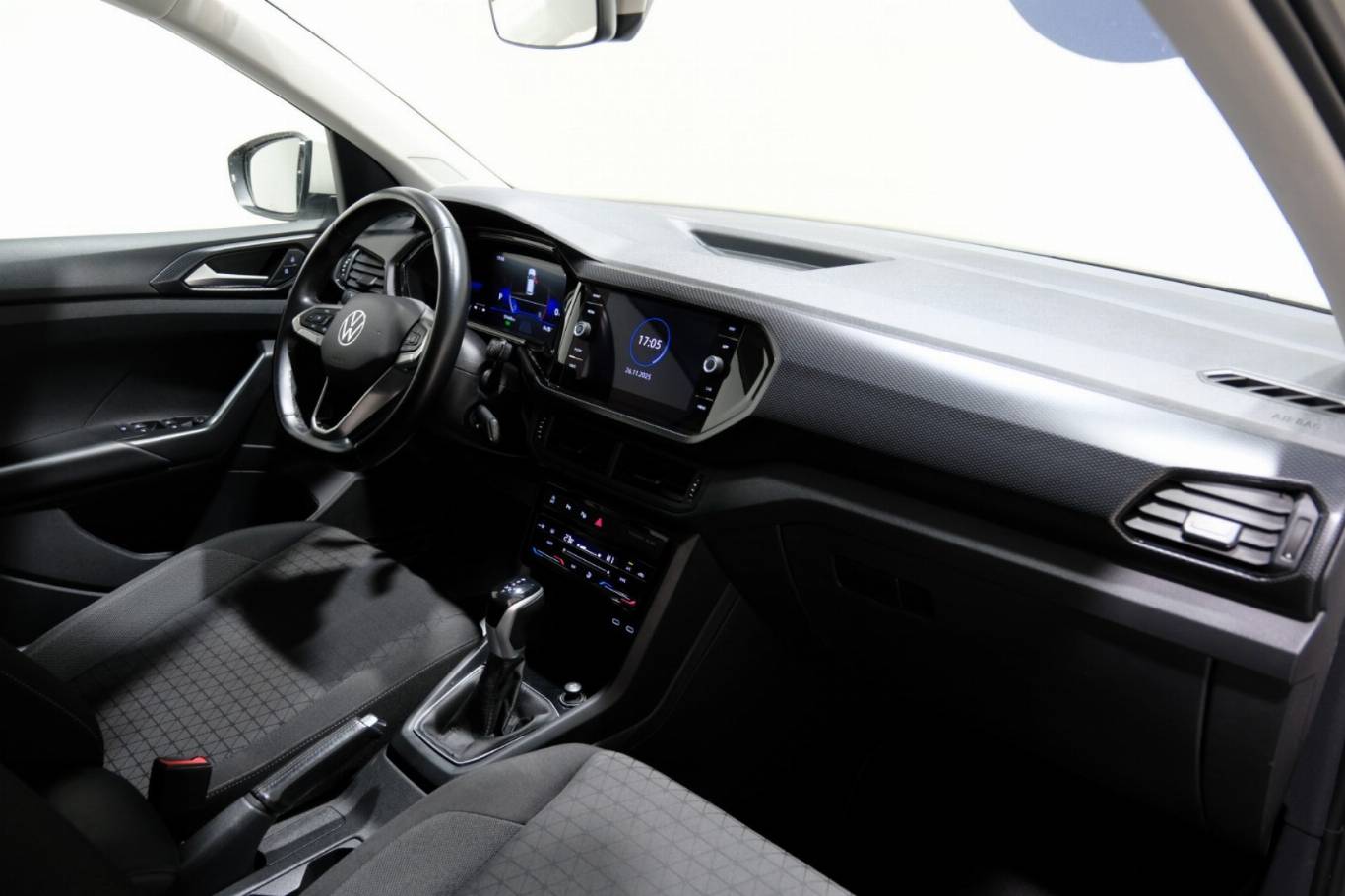 VOLKSWAGEN T-Cross 44