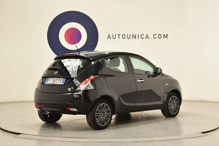 LANCIA Ypsilon 14