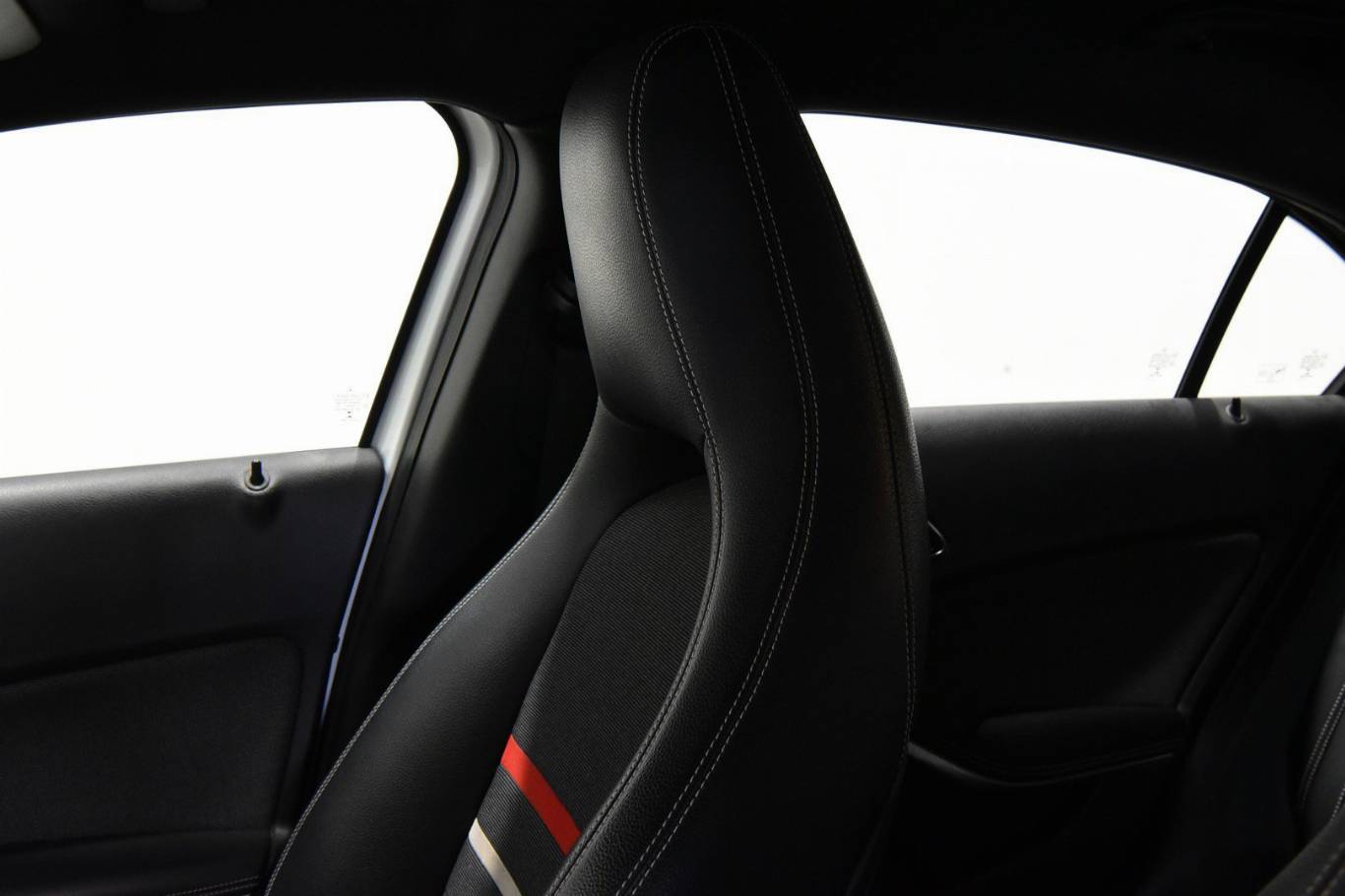 MERCEDES-BENZ A 180 14