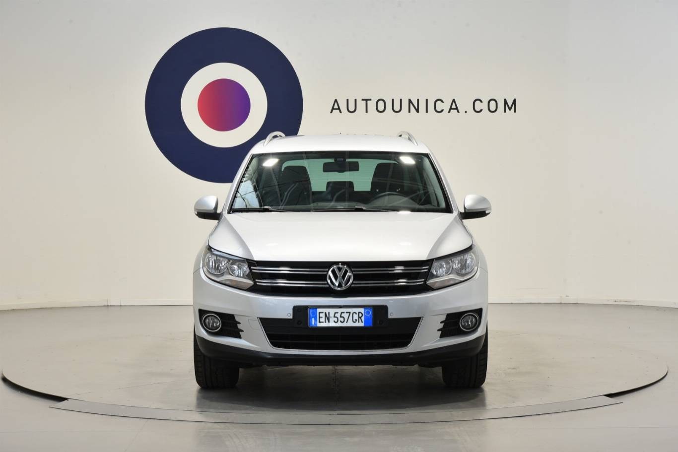 VOLKSWAGEN Tiguan 5