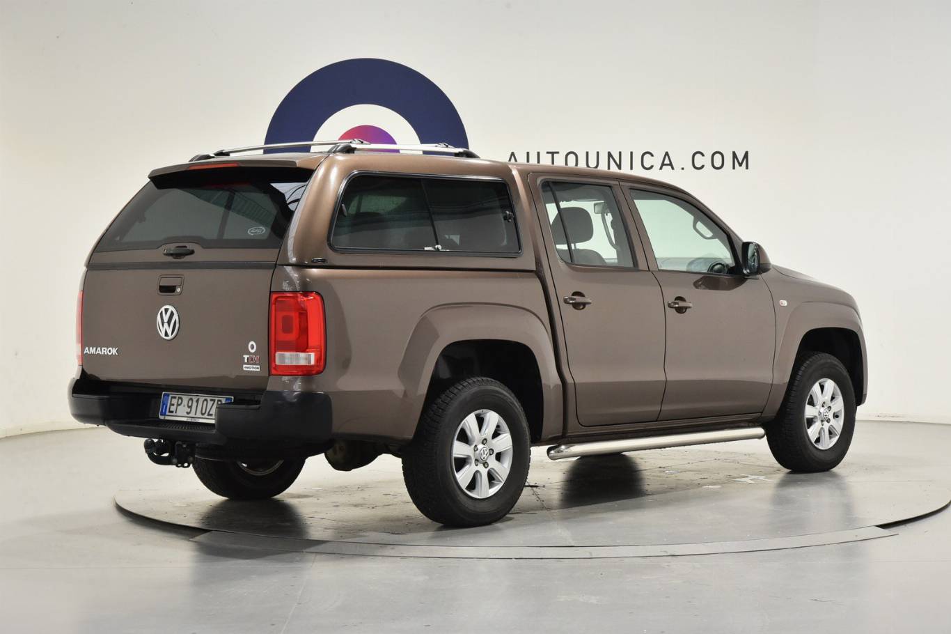 VOLKSWAGEN Amarok 5