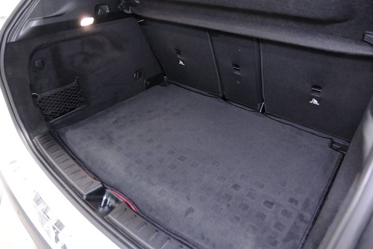 MERCEDES-BENZ GLA 73