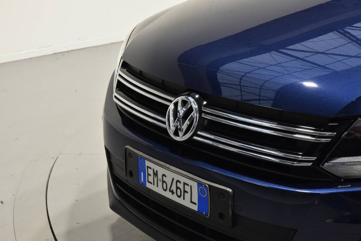VOLKSWAGEN Tiguan 58