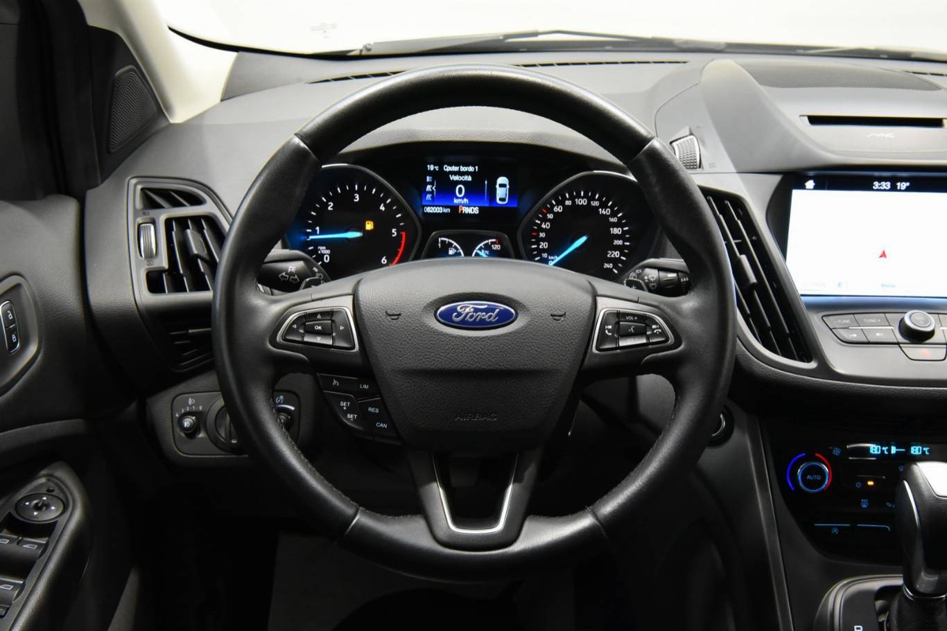 FORD Kuga 23