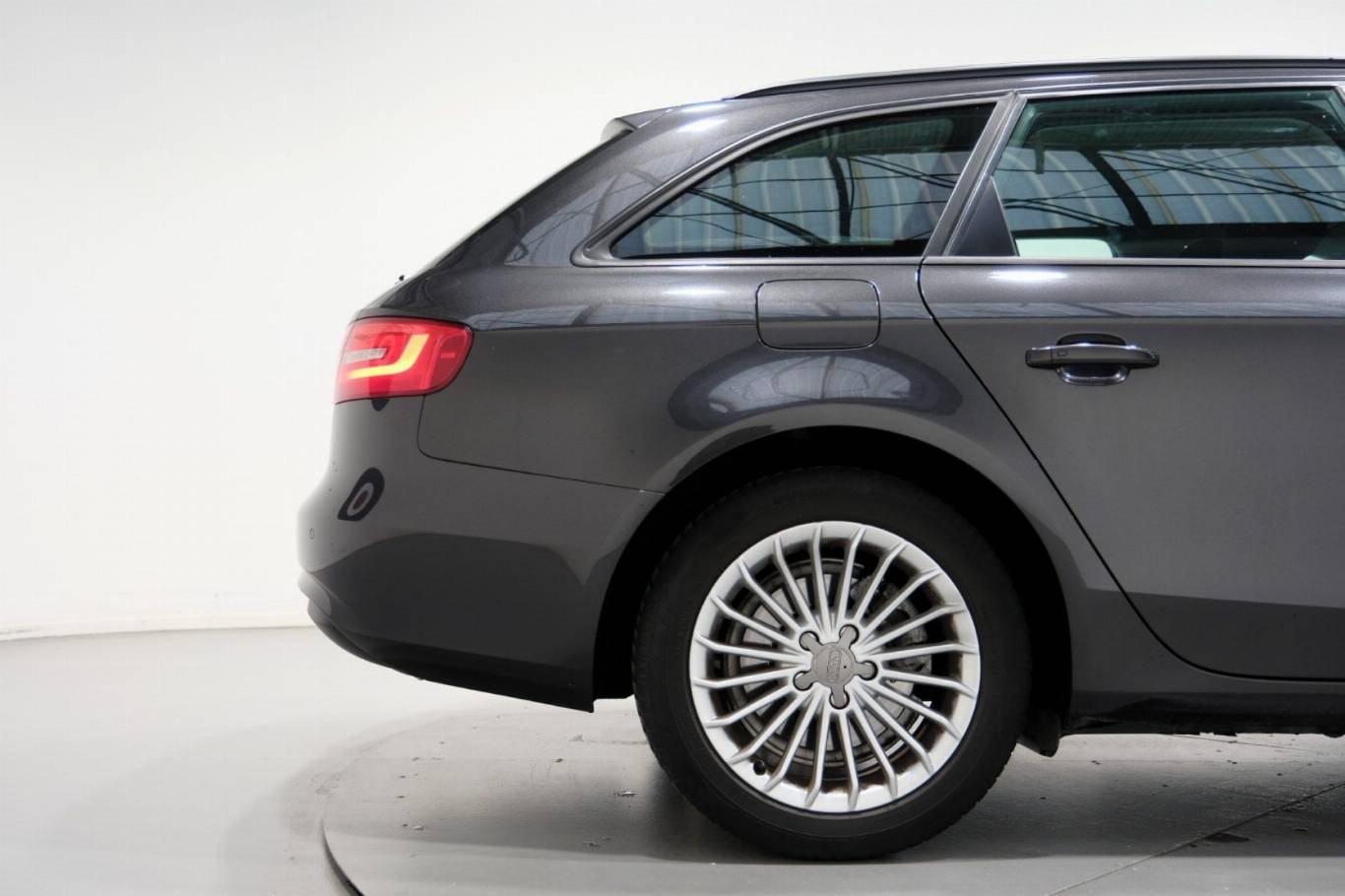 AUDI A4 46