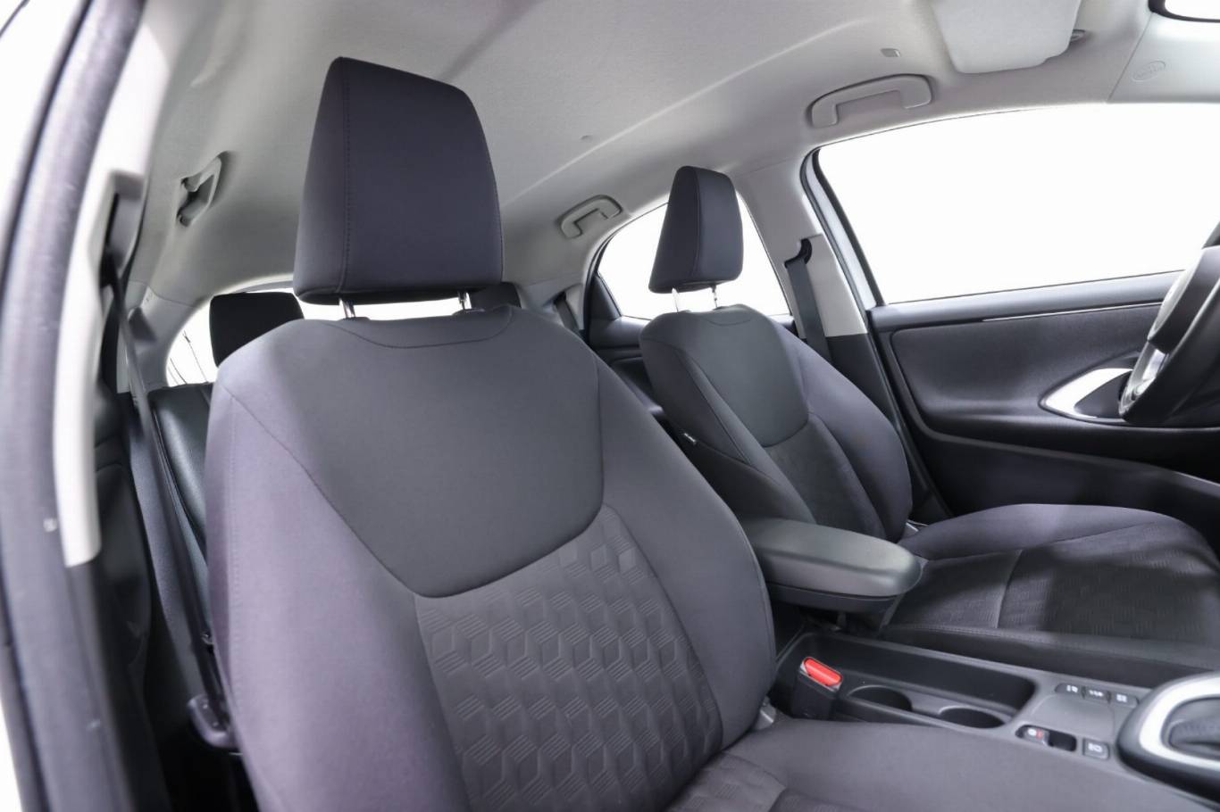 TOYOTA Yaris 43