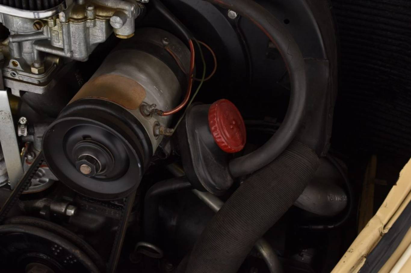 VOLKSWAGEN Maggiolino 103