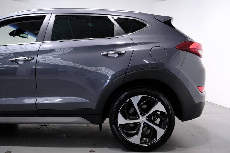 HYUNDAI Tucson 43