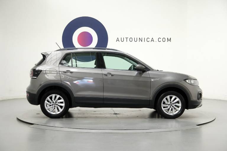 VOLKSWAGEN T-Cross 4
