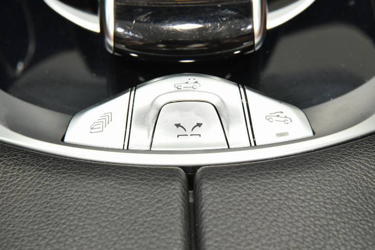 MERCEDES-BENZ C 220 24