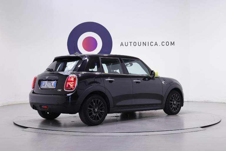 MINI One 15