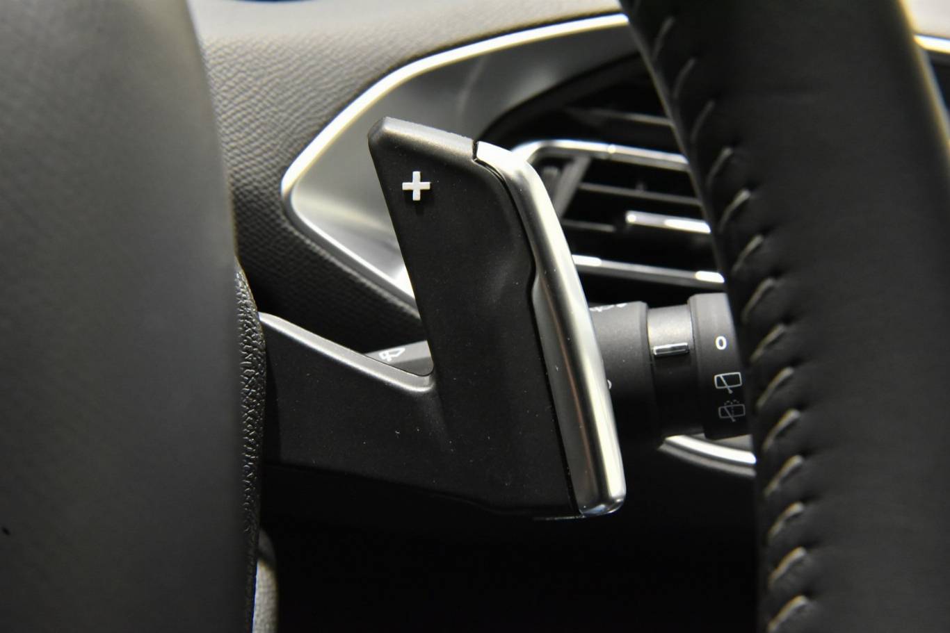 PEUGEOT 308 27