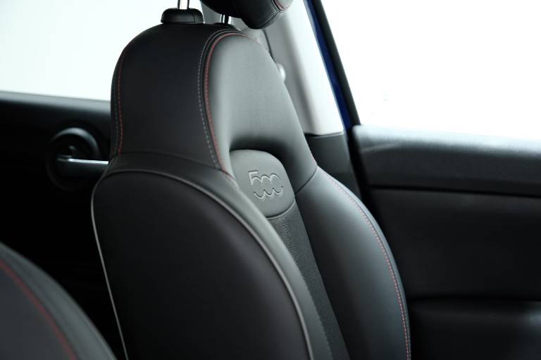 FIAT 500X 61
