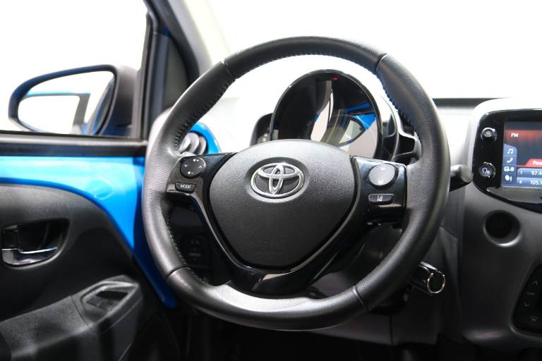 TOYOTA Aygo 38