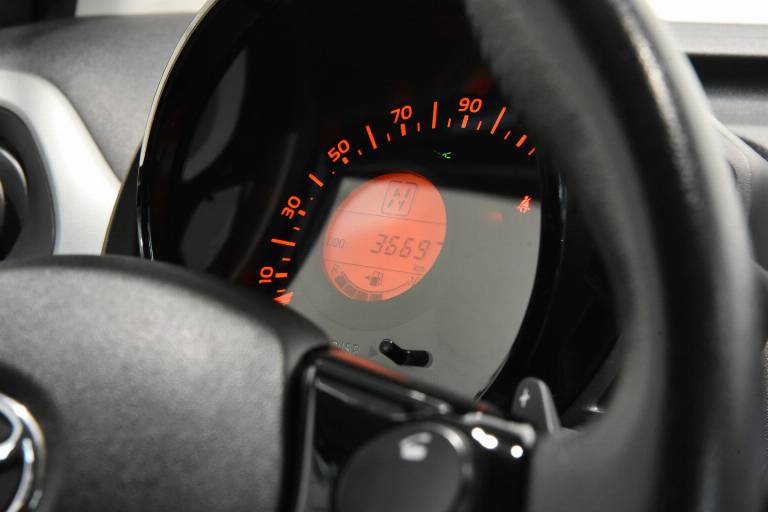 TOYOTA Aygo 39