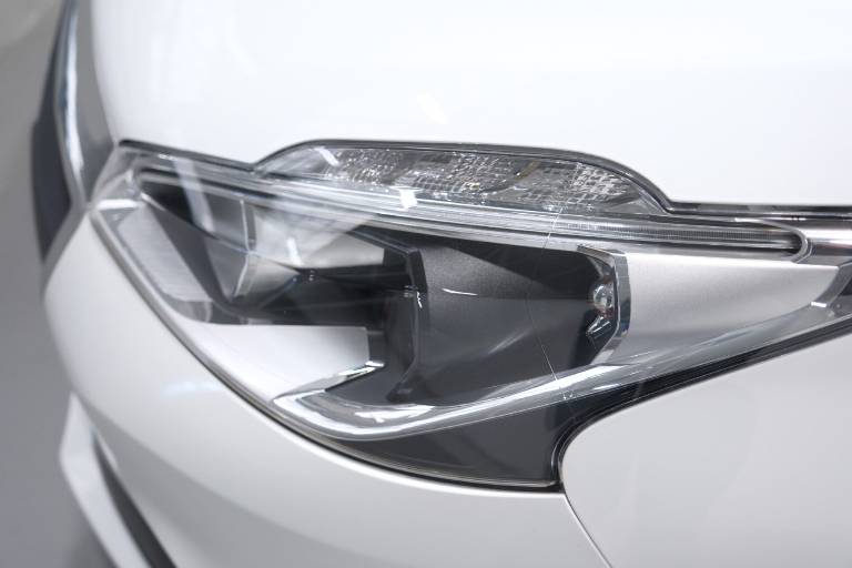 PEUGEOT 208 42