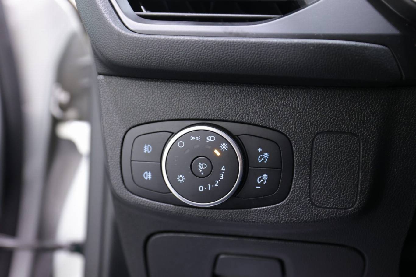 FORD Focus 24