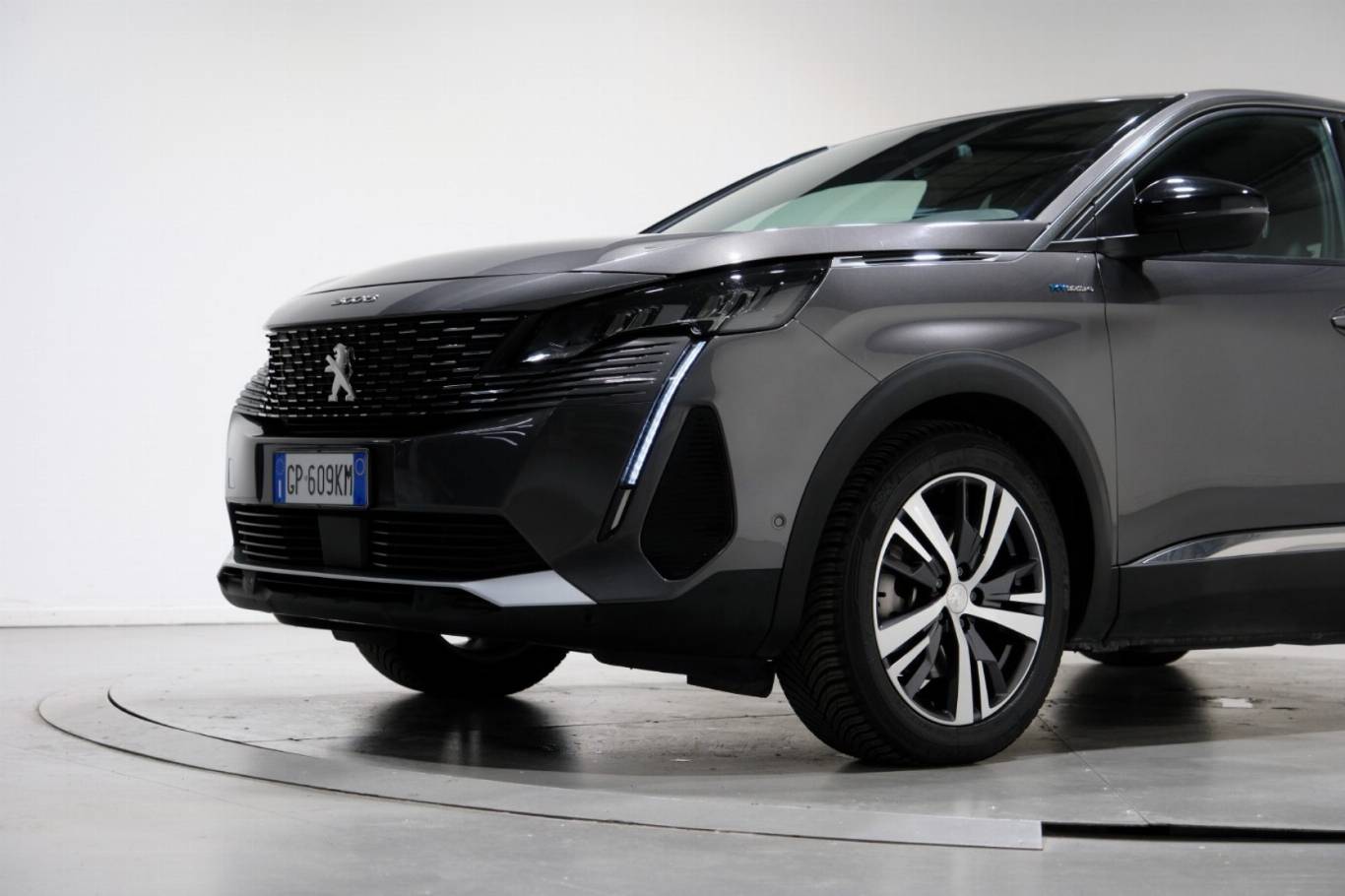 PEUGEOT 3008 12