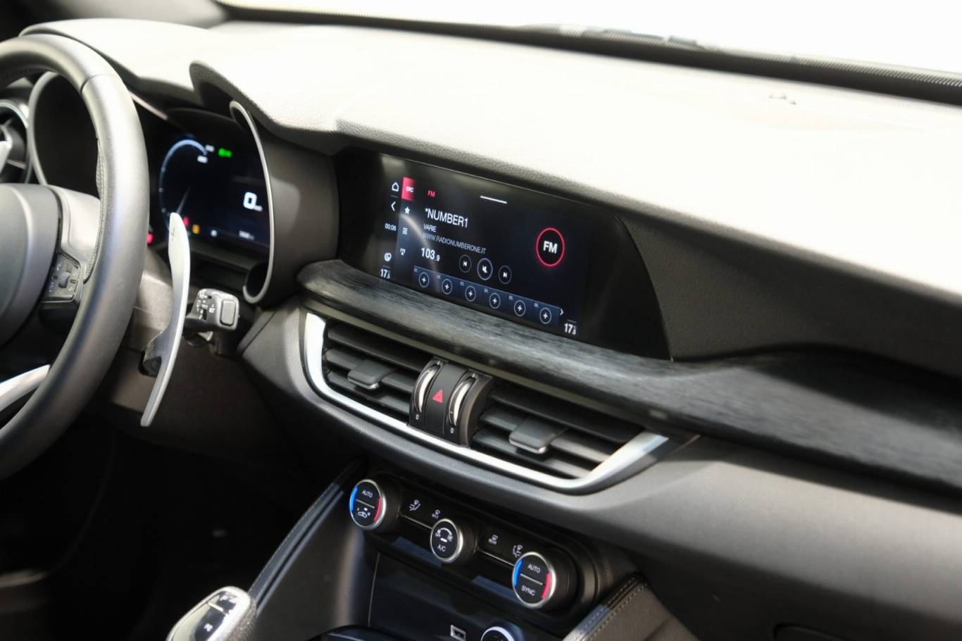 ALFA ROMEO Stelvio 53