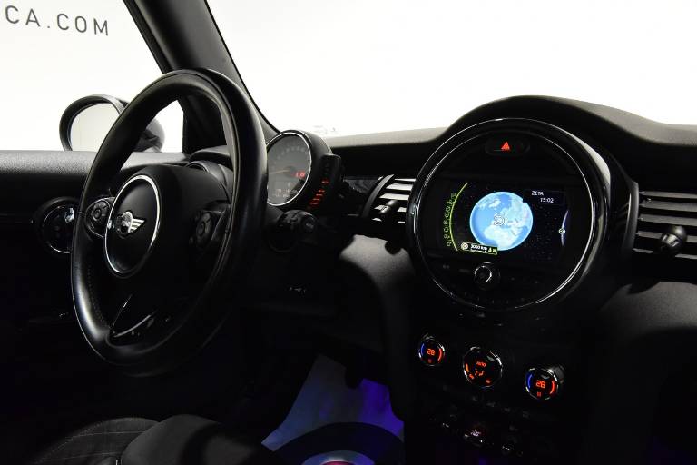 MINI Cooper D 26