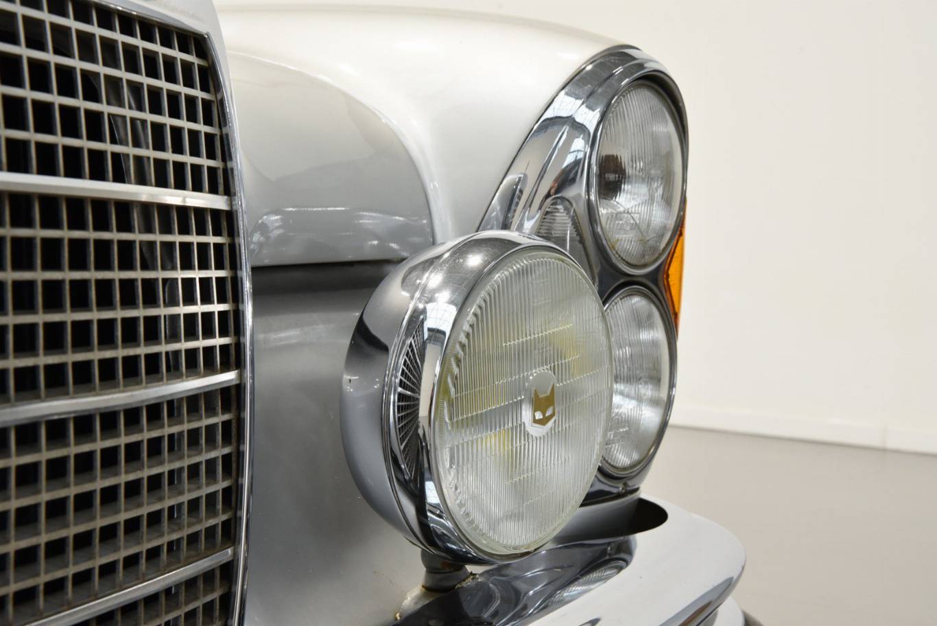 MERCEDES-BENZ S 280 47