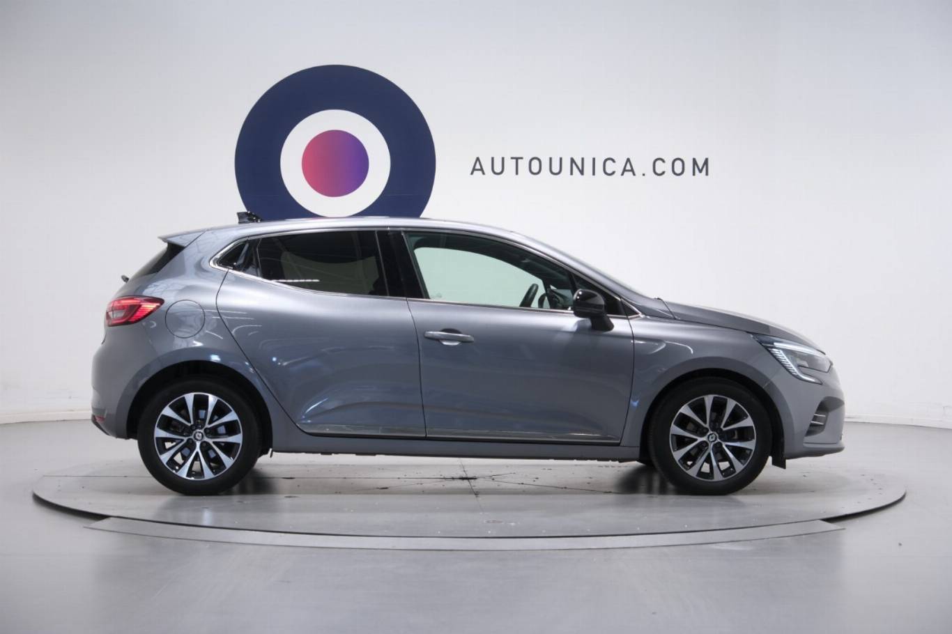 RENAULT Clio 4
