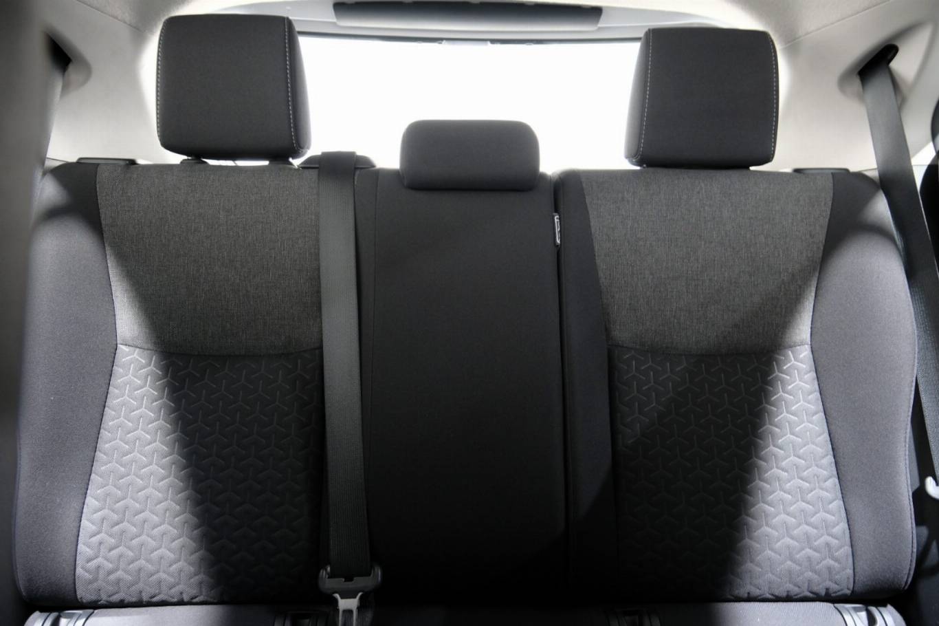 TOYOTA Yaris Cross 33