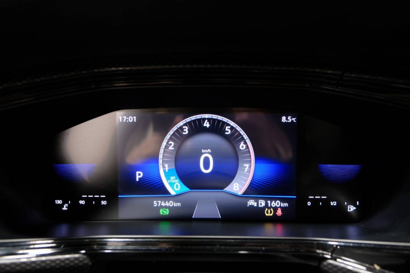 VOLKSWAGEN T-Cross 8