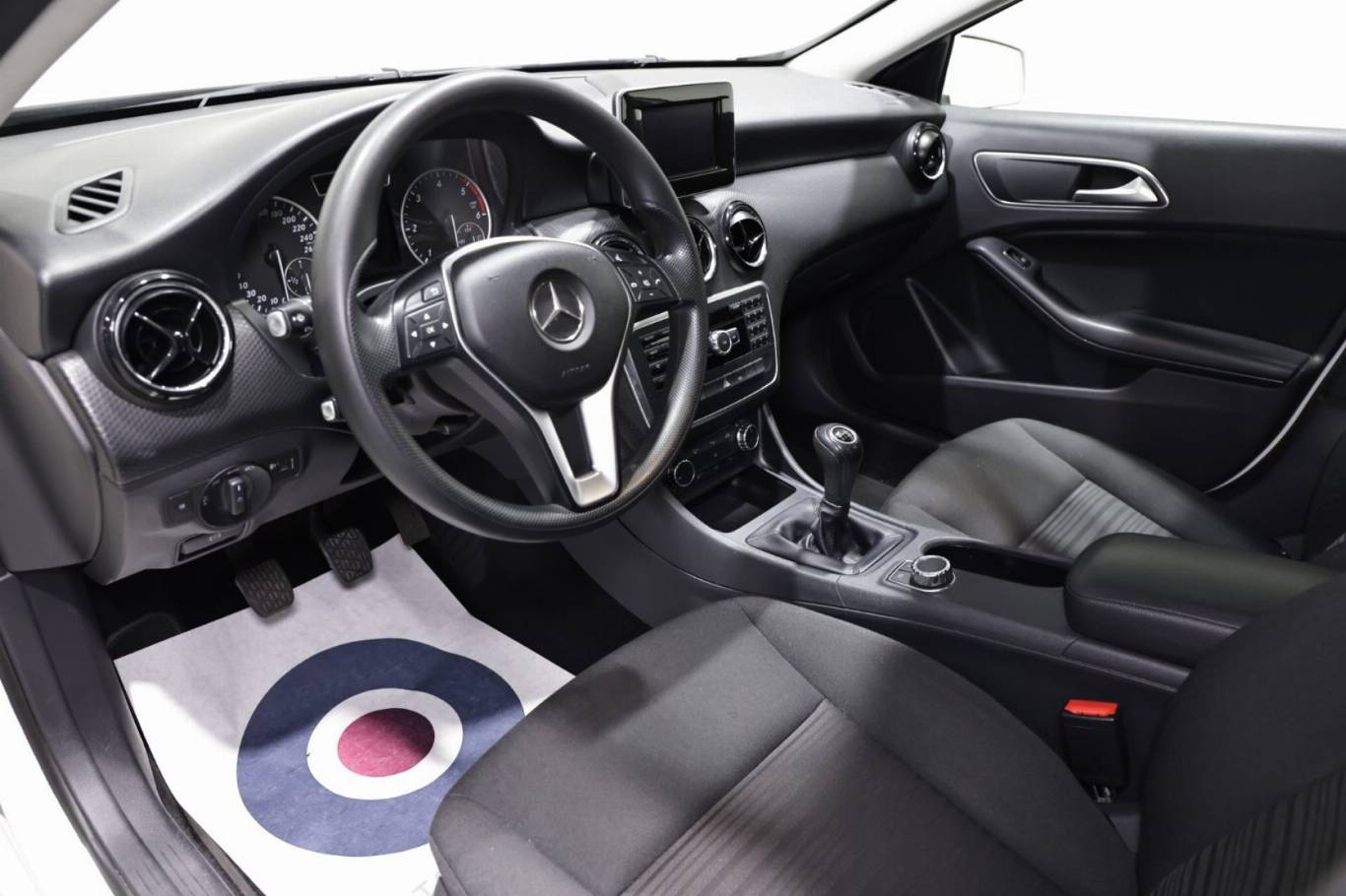 MERCEDES-BENZ A 180 5