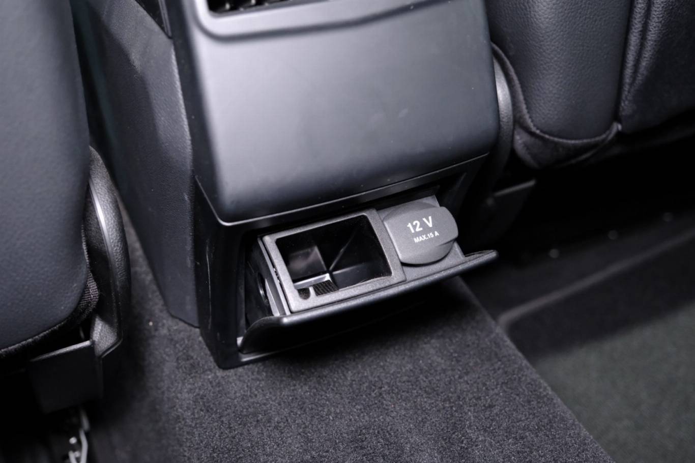 MERCEDES-BENZ E 250 45