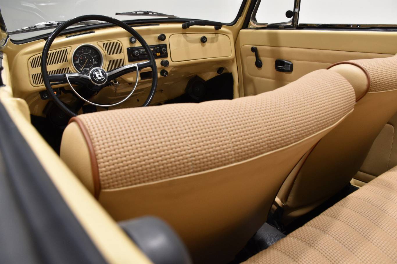 VOLKSWAGEN Maggiolino 71