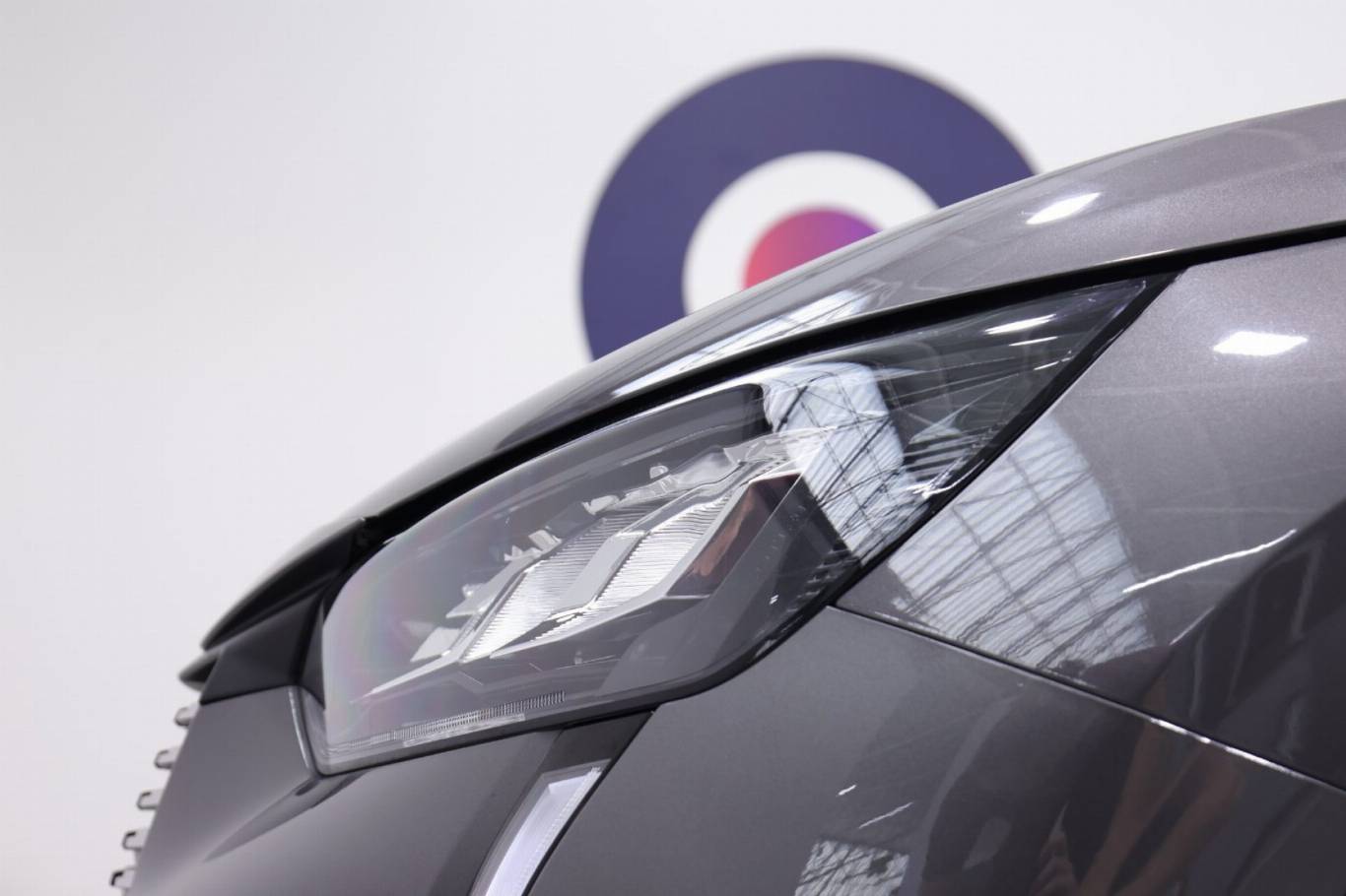 PEUGEOT 208 17