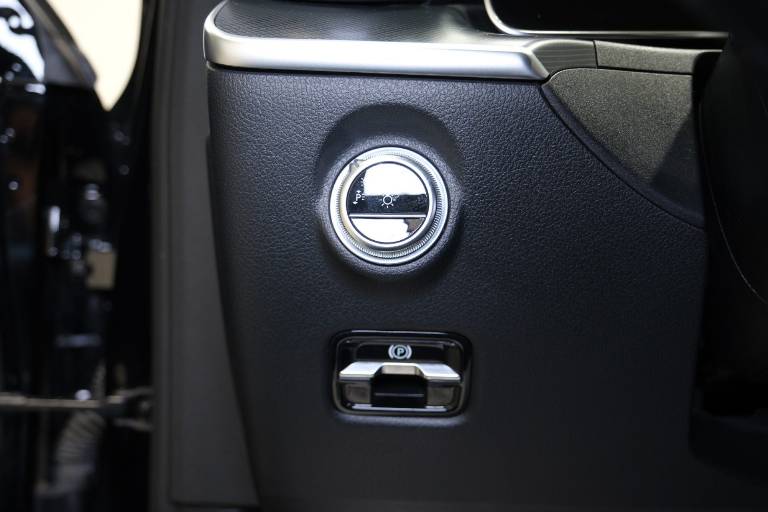 MERCEDES-BENZ C 200 25