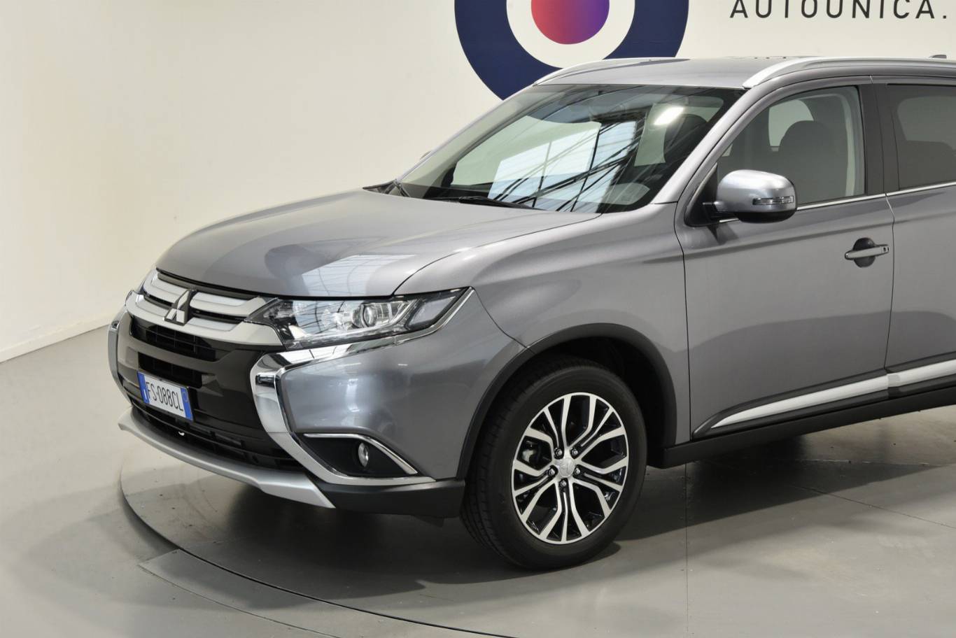 MITSUBISHI Outlander 49