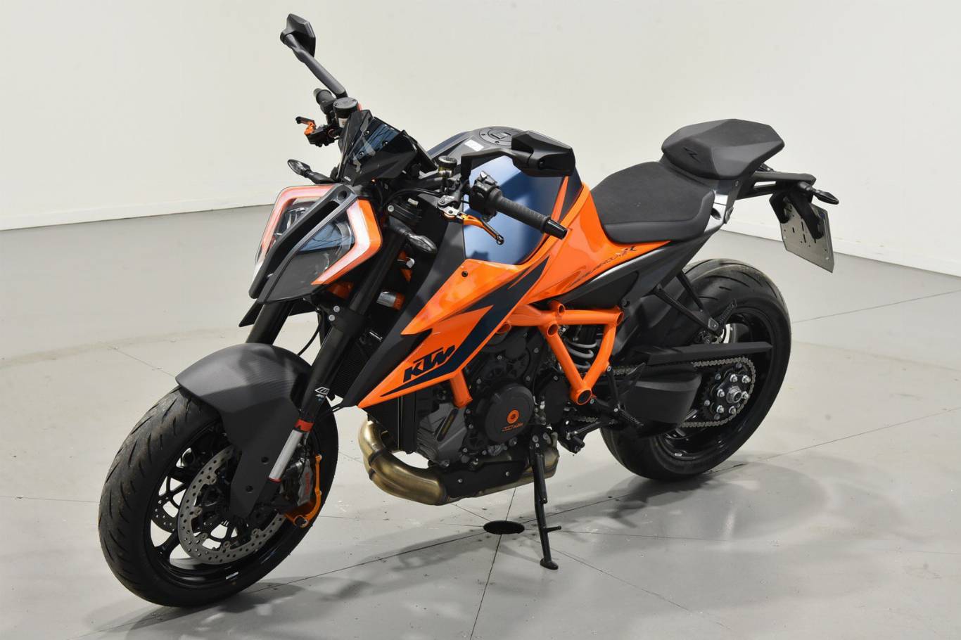 KTM 1290 Super Duke R 62