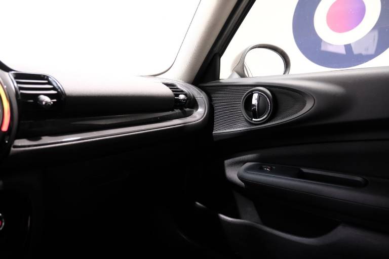 MINI Cooper Clubman 35