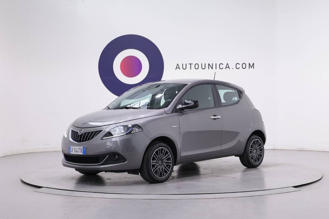 LANCIA Ypsilon 1