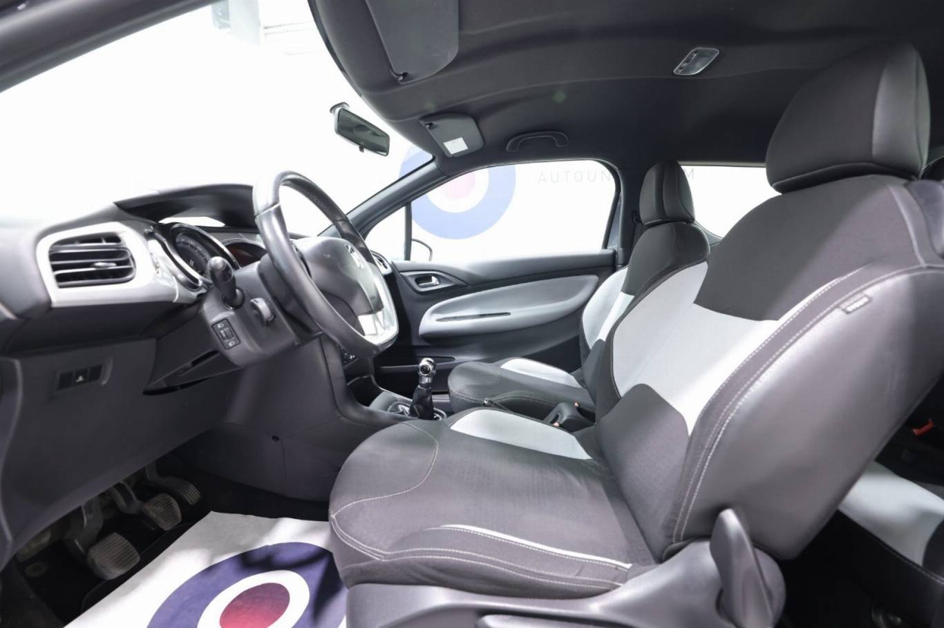 DS AUTOMOBILES DS 3 18