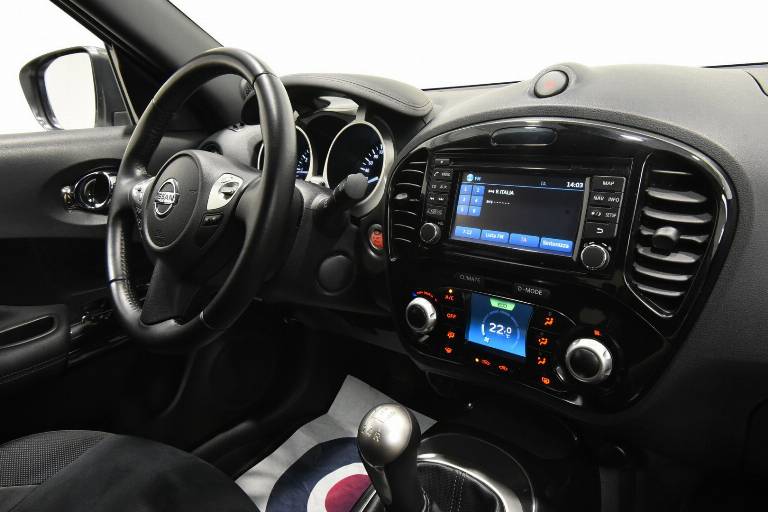 NISSAN Juke 25