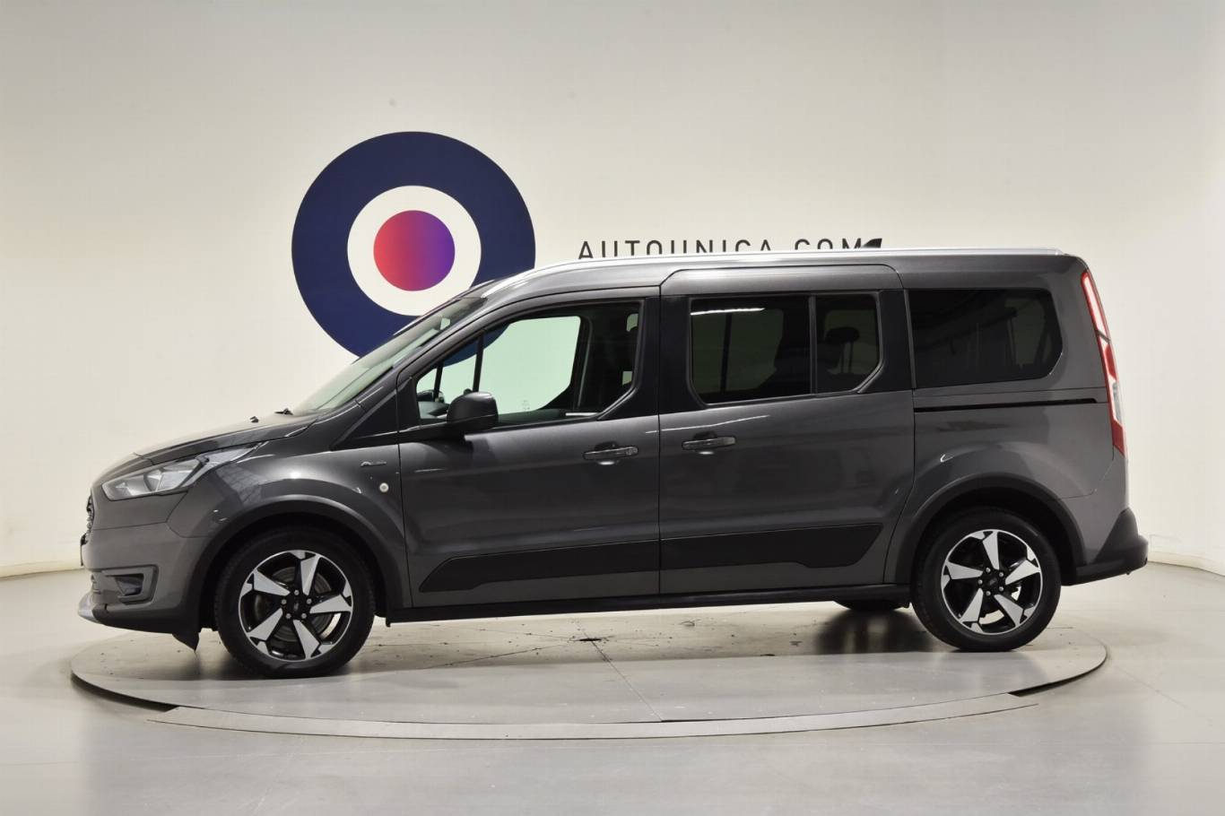 FORD Tourneo Connect 9
