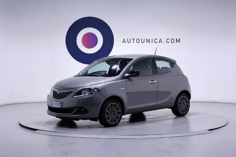 LANCIA Ypsilon 1