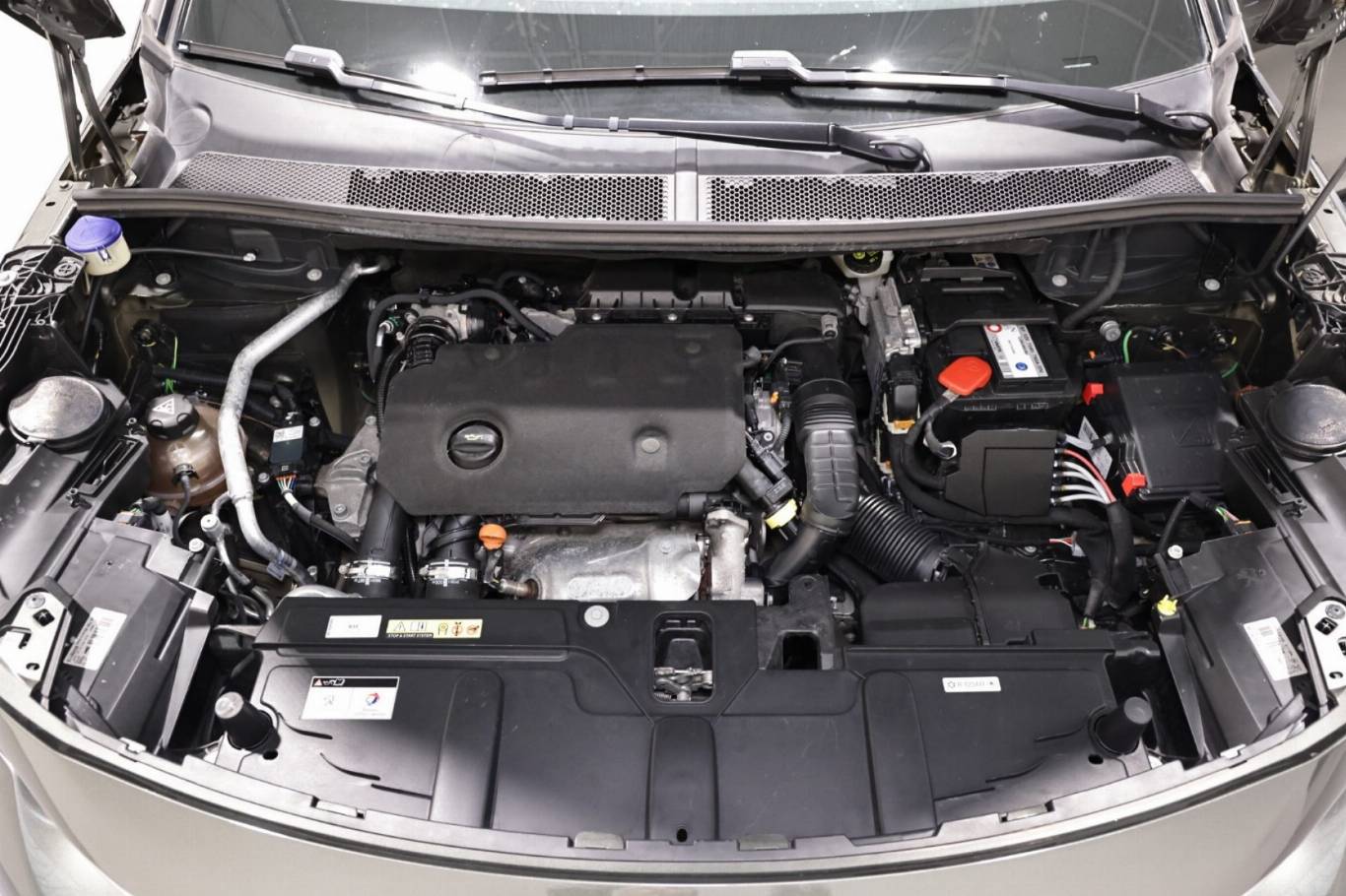 PEUGEOT 5008 59