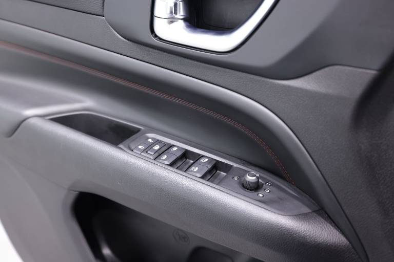JEEP Compass 41