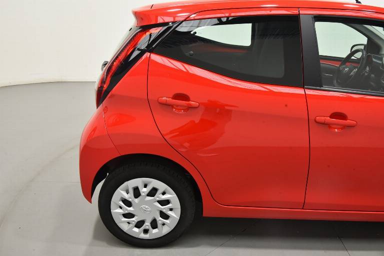 TOYOTA Aygo 45