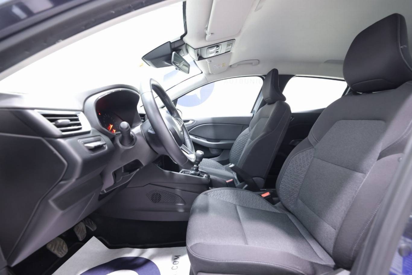 RENAULT Clio 20