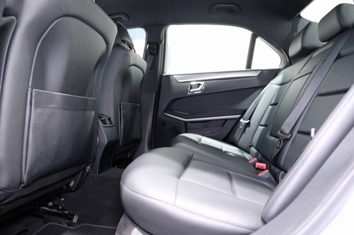 MERCEDES-BENZ E 250 43