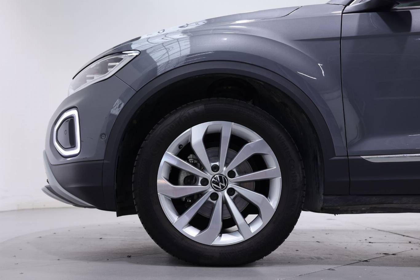 VOLKSWAGEN T-Roc 18